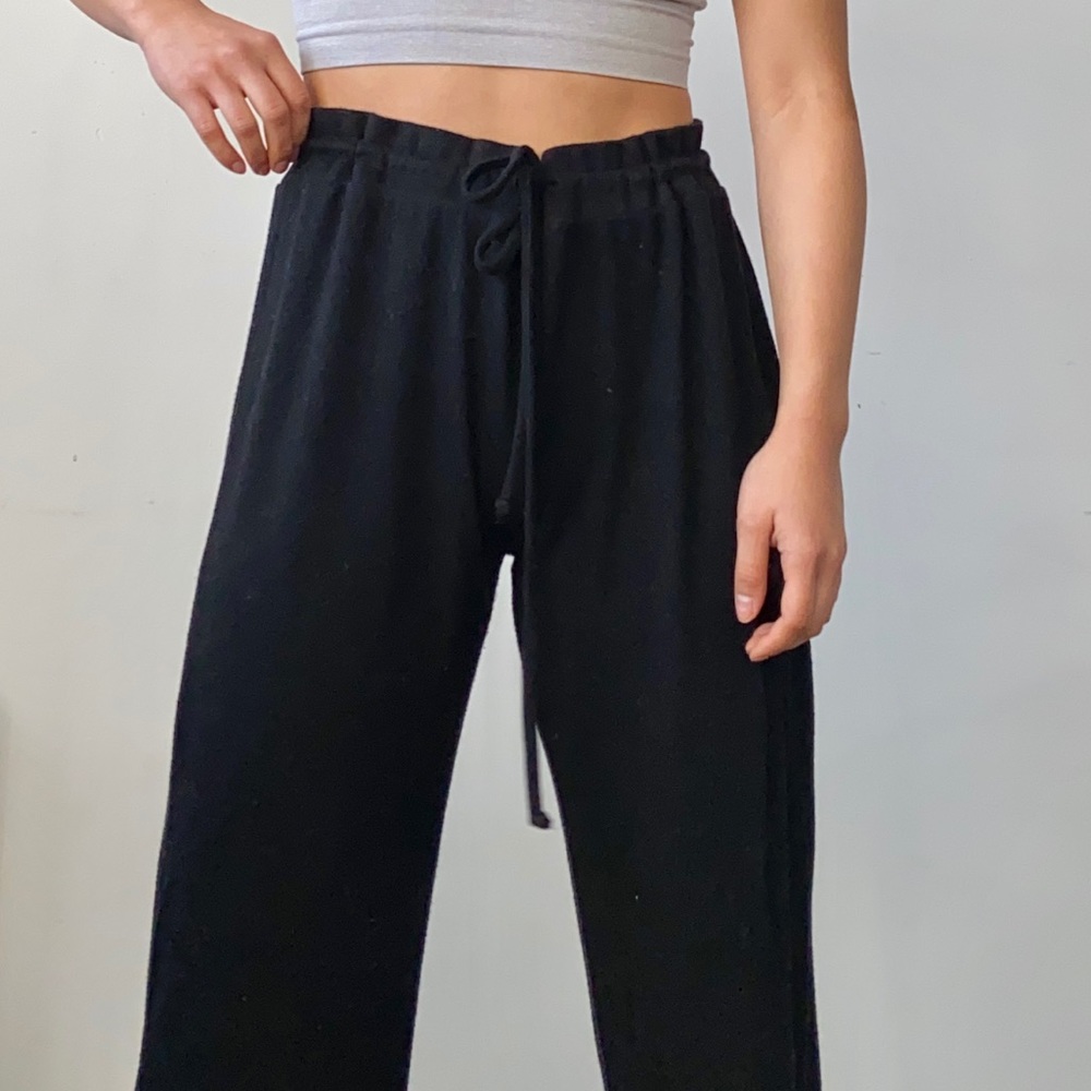 ❌SOLD❌Black Wide Leg Trousers/Pants - Picture 3 of 6